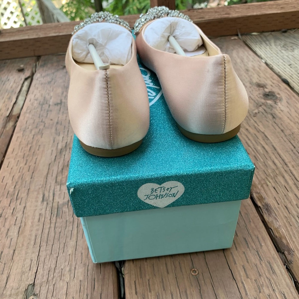 Betsey Johnson Pink Flats with Silver Embellishments - Picture 4 of 5